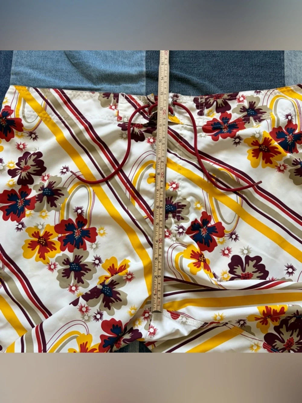 vtg y2k no boundaries board shorts striped floral white yellow red men’s 40 swim